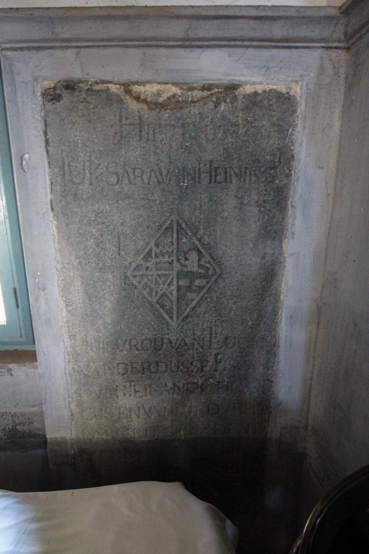 Tombstone of Sara van Heiningen (photo René ten Dam, 2020)