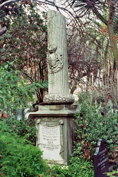 Monument Aerssen Beijeren van Voshol (photo Hedwig Heeren)